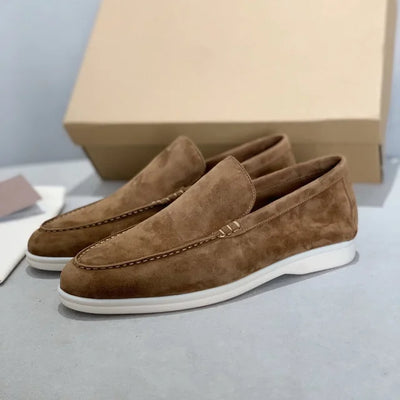 Gerlina – Klassische Slipper mit Kontrastsohle