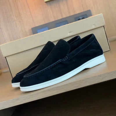 Gerlina – Klassische Slipper mit Kontrastsohle