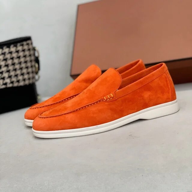 Gerlina – Klassische Slipper mit Kontrastsohle