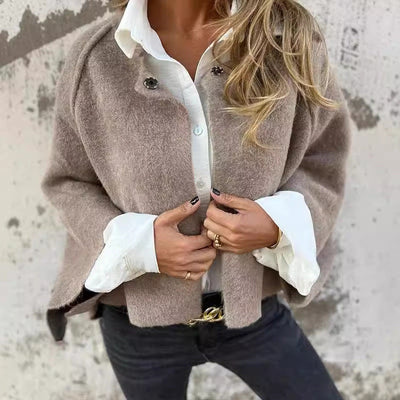 Elise - Kurze Jacke mit eleganten ausgestellten Ärmeln