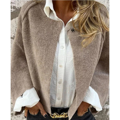 Elise - Kurze Jacke mit eleganten ausgestellten Ärmeln